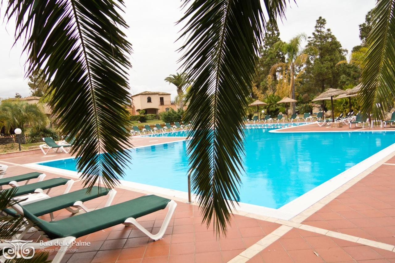 Baia Delle Palme Beach Santa Margherita di Pula Eksteriør billede