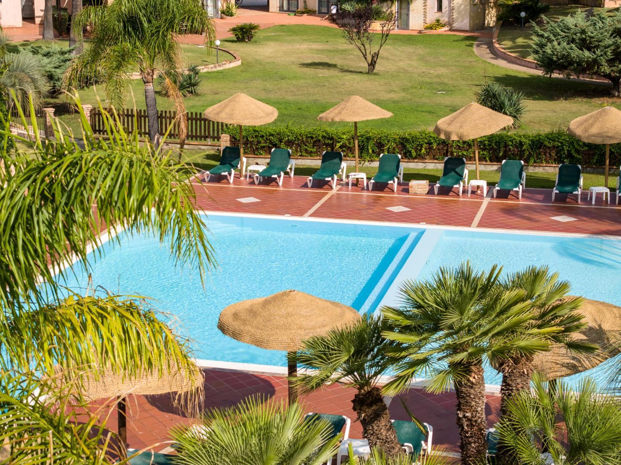 Baia Delle Palme Beach Santa Margherita di Pula Eksteriør billede